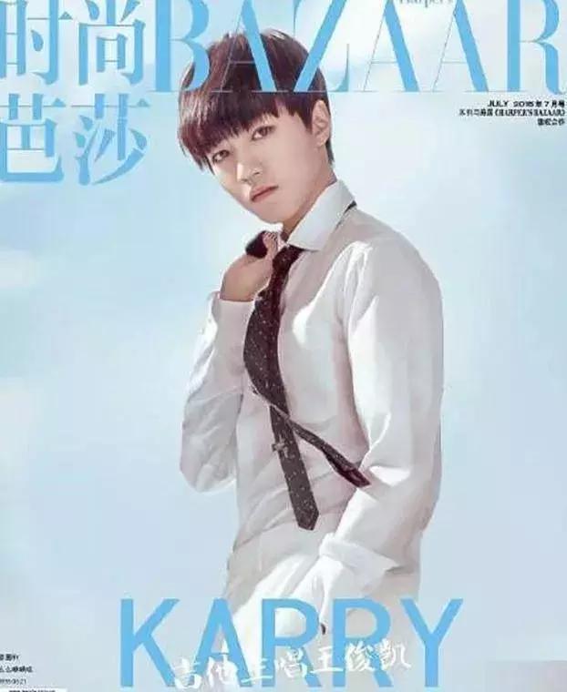 王俊凯几岁登上的米兰时装周,王俊凯t台首秀