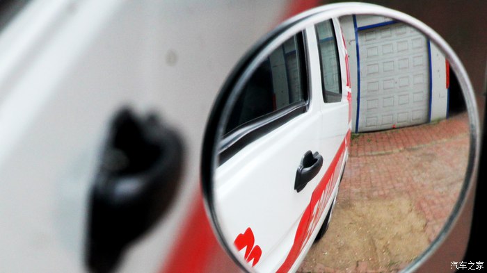 新款依维柯宝迪改装,依维柯宝迪透镜改装