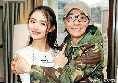 林允为何能得到周星驰喜爱,周星驰林允现身片场