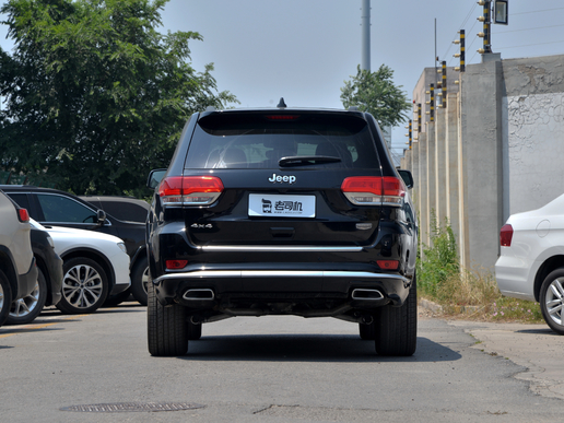 每个男人的心中都有一个越野梦,每个男人心中都有一个越野车