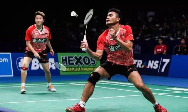 近距离观看蔡赟指导教学,蔡赟左右手双打轮转教学