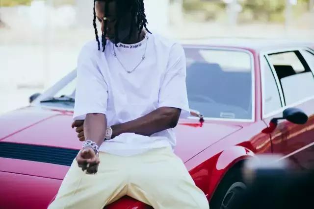 夏天穿长裤不热吗,夏天穿长裤不觉得热