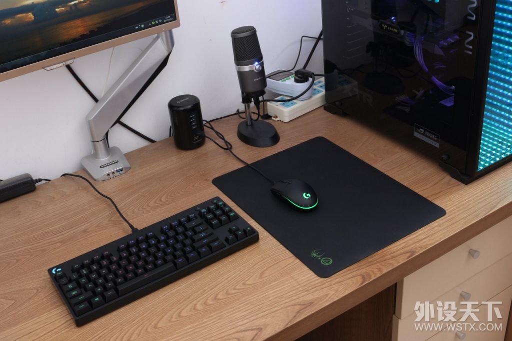 罗技游戏键盘推荐gpro,罗技键盘gpro尊贵蓝和海克斯版