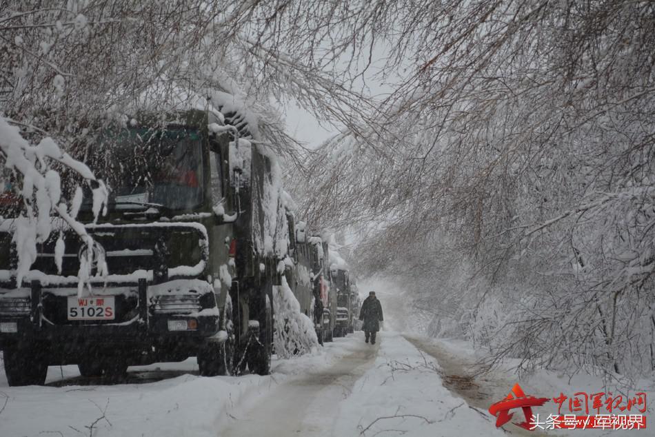 兵哥婚礼感人瞬间,感动的军人的婚礼视频