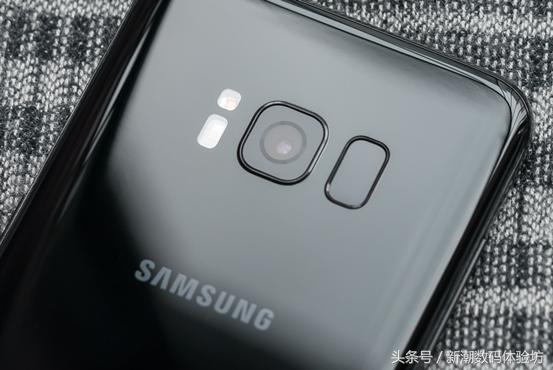 三星s8自带的akg耳机怎么样,三星s8与s8轻奢