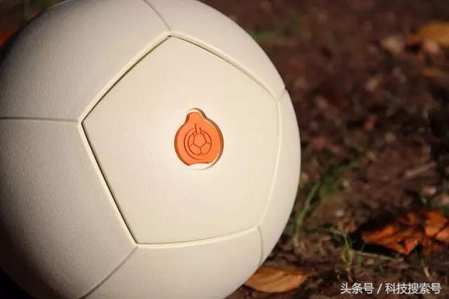 节能环保高科技的充电宝,科技感满满的充电宝