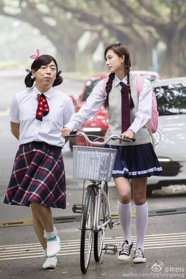 黄渤百亿影帝之路,黄渤当之无愧影帝