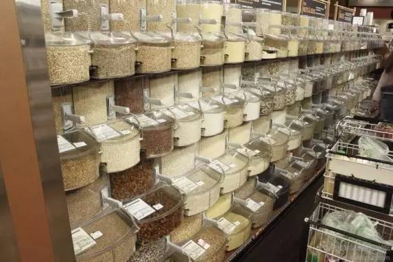 亚马逊137亿美元收购Whole Foods，看中了他家有机食品！吃货吐血整理：Whole Foods必败清单