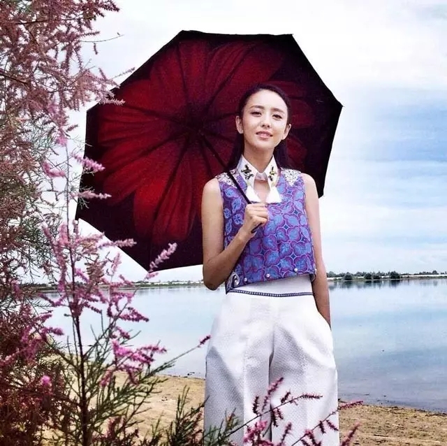 正确的遮阳伞防晒方法,夏日必备遮阳伞晴雨两用小巧便携