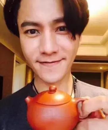 陈坤买茶壶还放了自拍买家秀？杨幂的网购名到底是啥？