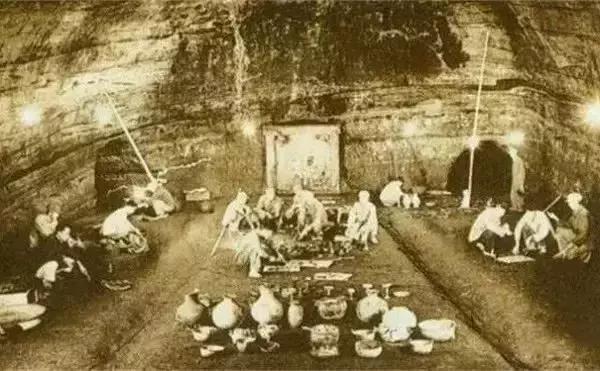 乾隆地宫棺椁堵门,乾隆陵墓棺椁堵门图片