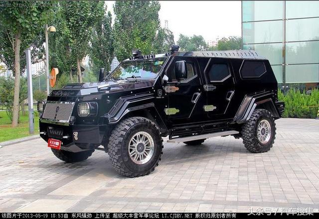 1500万越野车不让上牌,1500万越野车被大妈开上牌