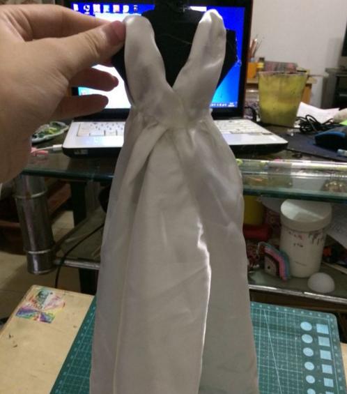 婚纱小人台摆件,自制婚纱照摆件
