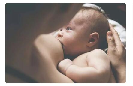 新生儿喂几次夜奶,喂完夜奶需要拍嗝吗