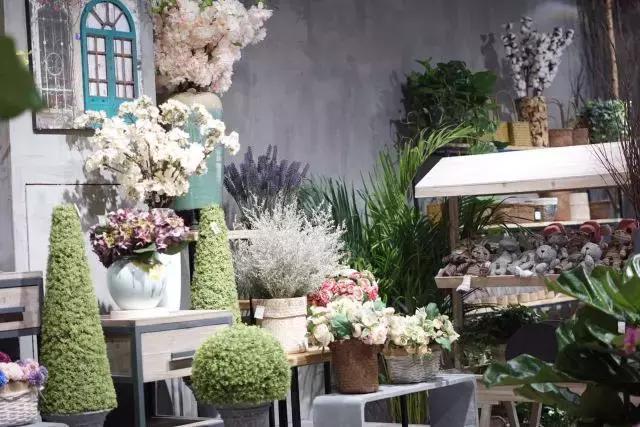 开一家花店需要投资多少钱呢,新手开花店需要注意哪些问题