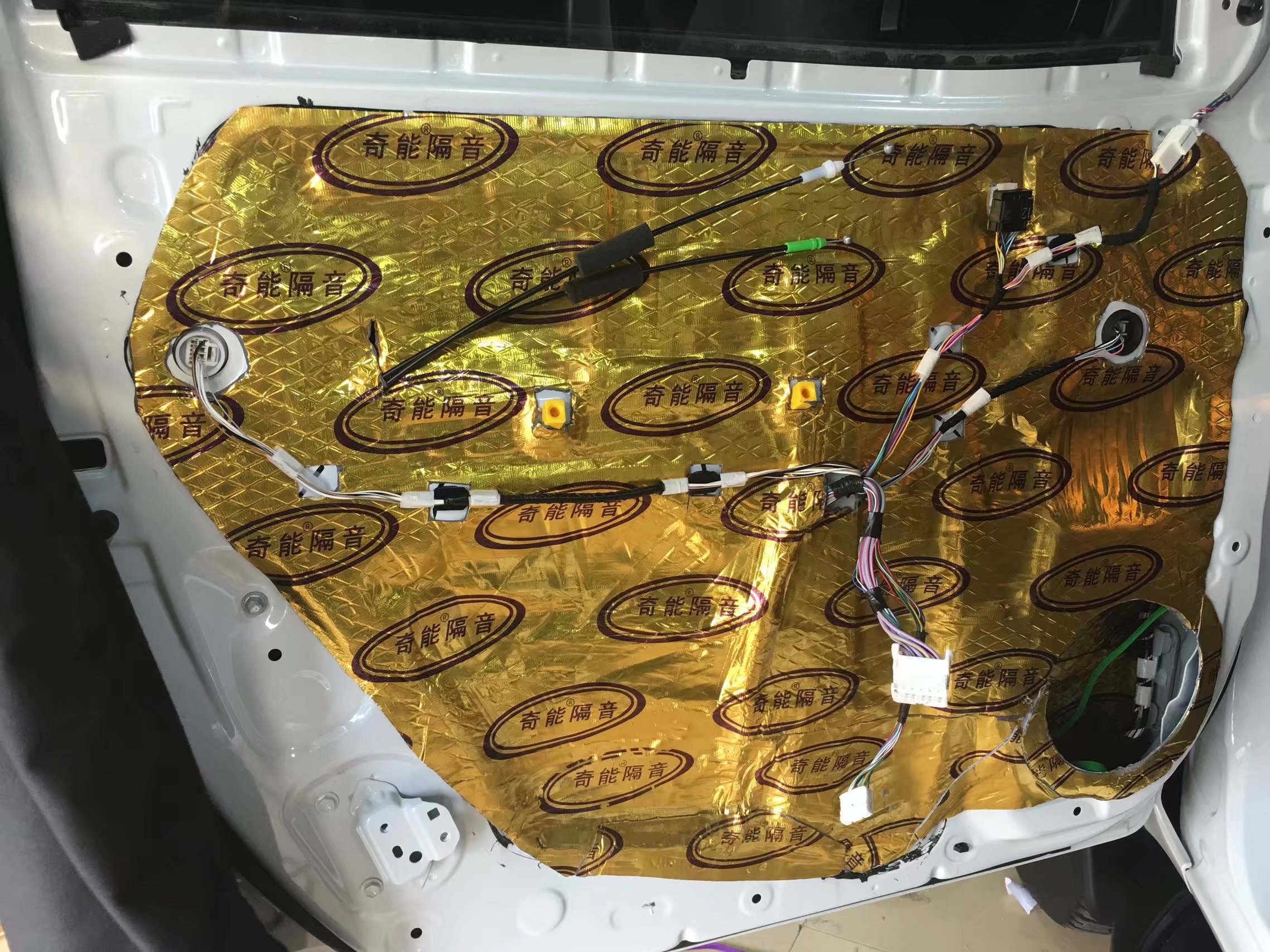 丰田穿越者最完美改装,丰田穿越者改装c柱