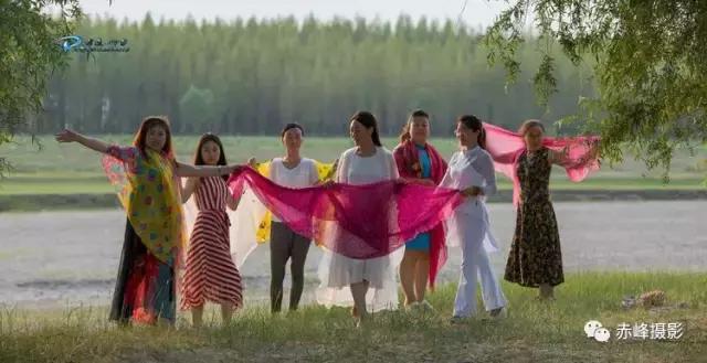 我爱夏日长深度解析,我爱夏日长在线观看