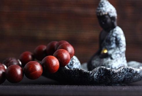 难言之痒，都是岁月馈赠的吻痕