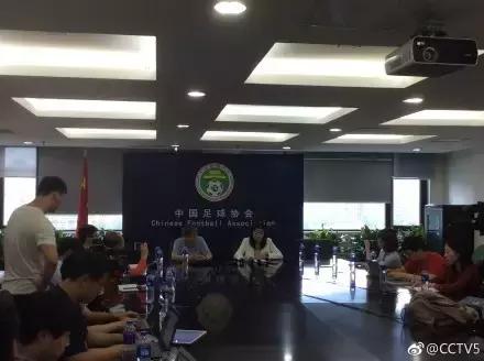 从处罚到妥协,从埋怨到认错再到重用