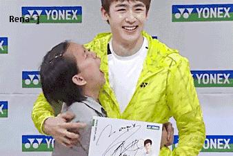 少年站起来歌曲,少年你应该勇敢起来