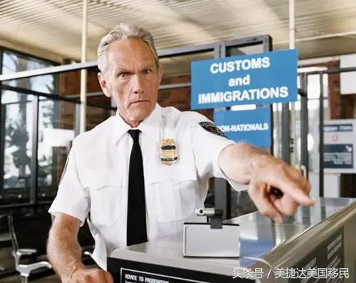 入境美国被遣返和美国机场有关吗,入境美国被遣返签证会有记录吗