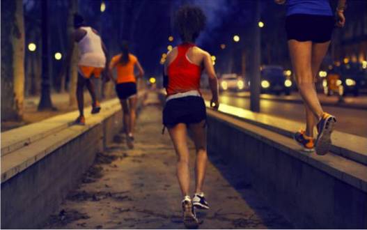 跑马拉松只要交了钱就可以跑吗,跑马拉松需要匀速吗