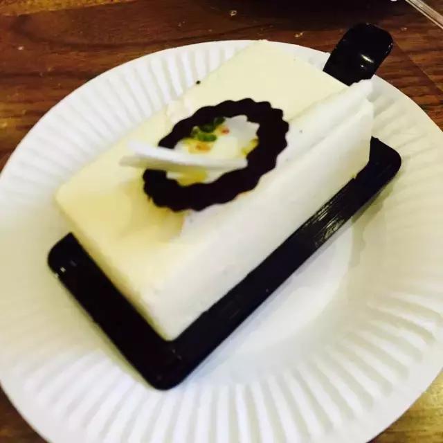 萌出血!九江这几家的撸猫店喊你来撸猫啦!美食与猫兼得!