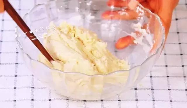 自制可以吃的橡皮泥，童年不可少的乐趣