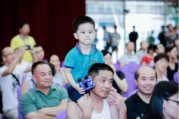 这是什么freestyle？来深圳这家医院看病，我竟想赖着不走！