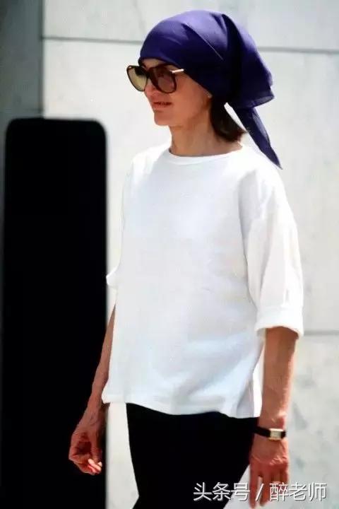 杰奎琳穿着带血的衣服,杰奎琳的眼泪音频