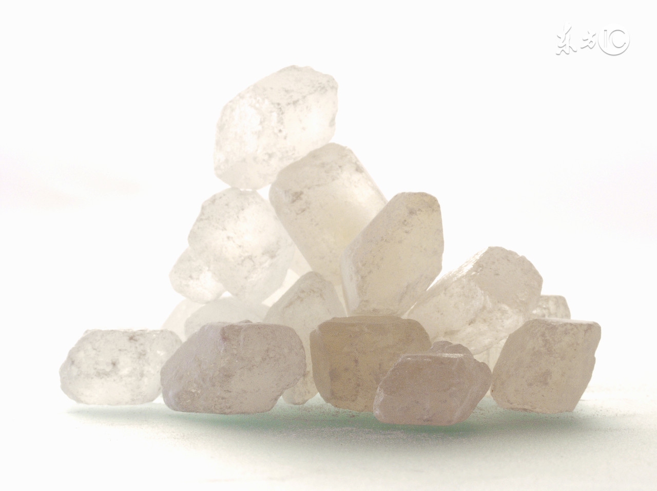 长了粉刺怎么快速去除不留印,长痘痘粉刺反反复复怎么办