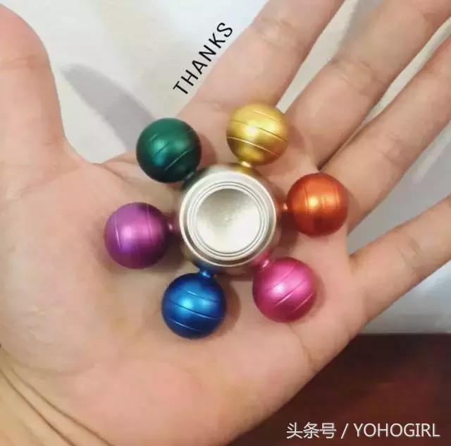 编辑部指尖陀螺挑战赛，她们到底能坚持几秒？