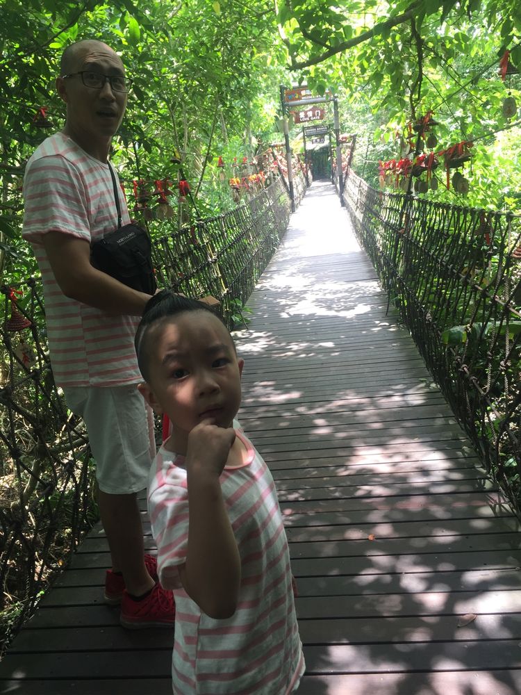 碧海蓝天亚龙湾,三亚美丽的亚龙湾