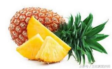 菠萝盐水泡后还用水清洗吗,菠萝和凤梨哪个需要泡盐水