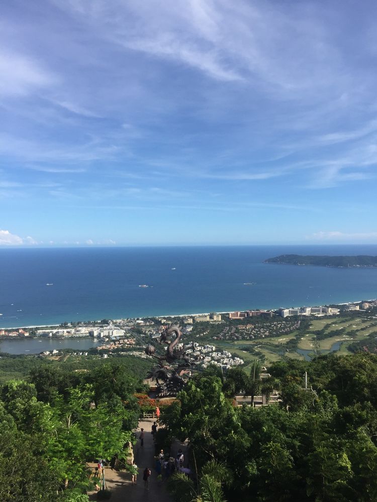 碧海蓝天亚龙湾,三亚美丽的亚龙湾