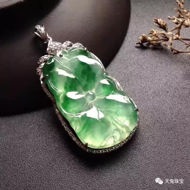 翡翠雕刻太阳轮的寓意,翡翠雕刻锦灰堆的寓意