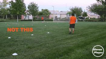 足球长传技巧详细解析,足球边路传中技巧教学