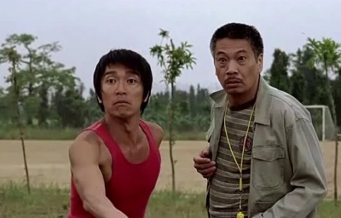 周星驰电影吴孟达被雷倒的场面,周星驰吴孟达审死官片段