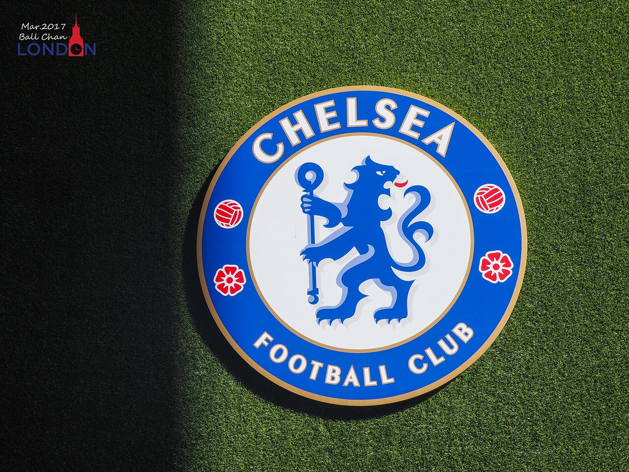 伊蒂哈德球场与斯坦福桥球场,安菲尔德球场和斯坦福桥球场