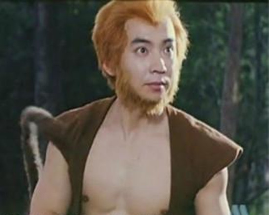 他是周星驰的*用御**龙套,老婆捧红了范冰冰,儿子居然是90后影帝