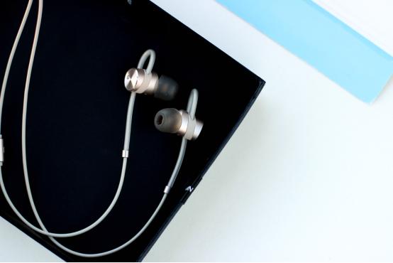 为什么世界突然静了下来,为什么世界安静