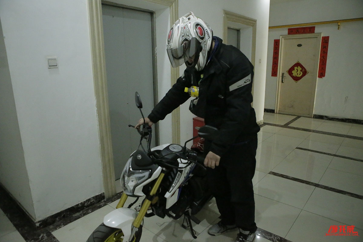 《原创试驾》城市运动小MINI力帆KPMINI摩托车试驾