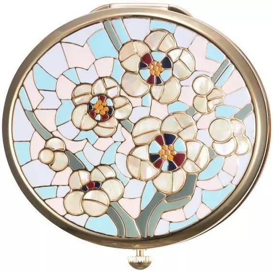 周一综合症？这些高颜值化妆品一扫你的沉闷心情！