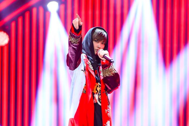 已经在时尚圈带了几波节奏GUCCI,又要抢先开网店了!