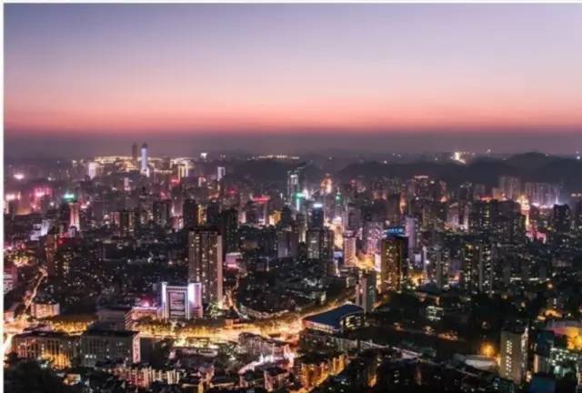 贵阳入选2017中国十佳不夜城夜景美食等你来