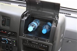 日产碧莲中巴客车怎么样碧莲尺寸动力实车解析