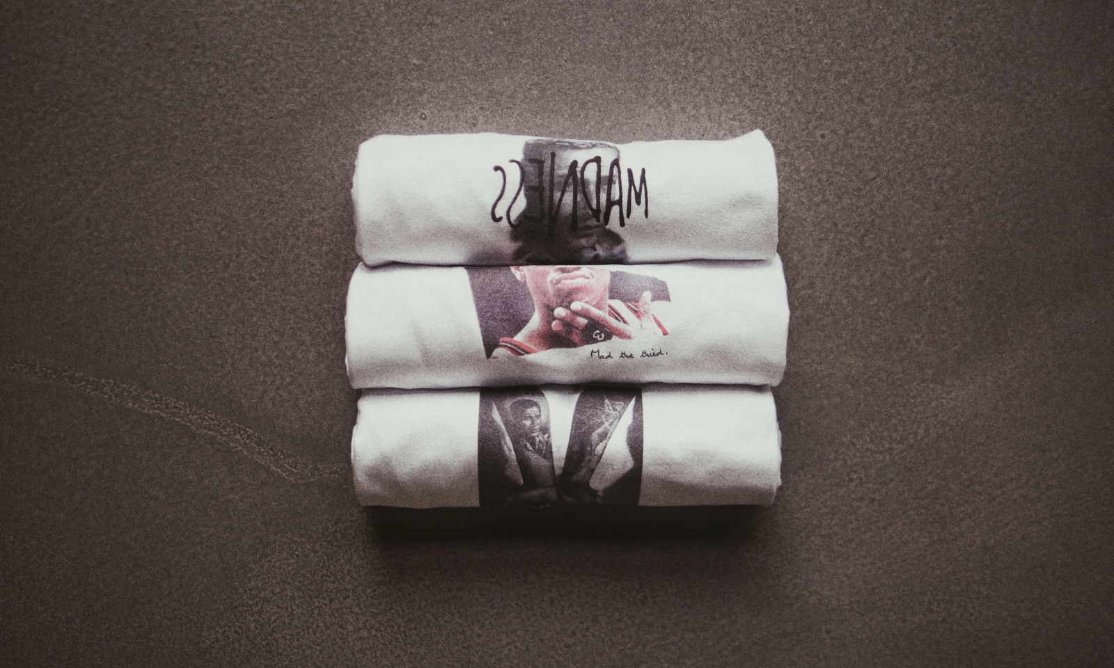 undefeated迷彩穿上效果,潮牌undefeated卫衣