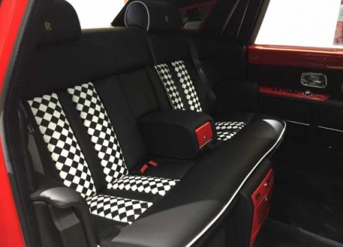 劳斯莱斯幻影路易十三版价格,劳斯莱斯加长版幻影街拍