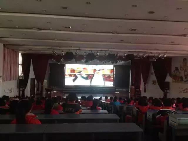 成都负氧离子高的地方,成都森林里最好的学校