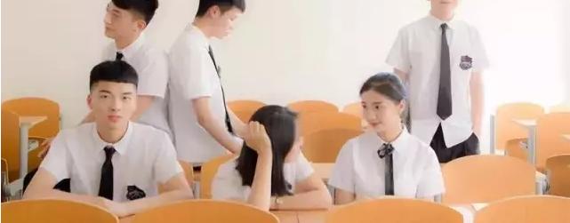 学长带你逛校园西安翻译学院,西安翻译学院学姐带你练口语